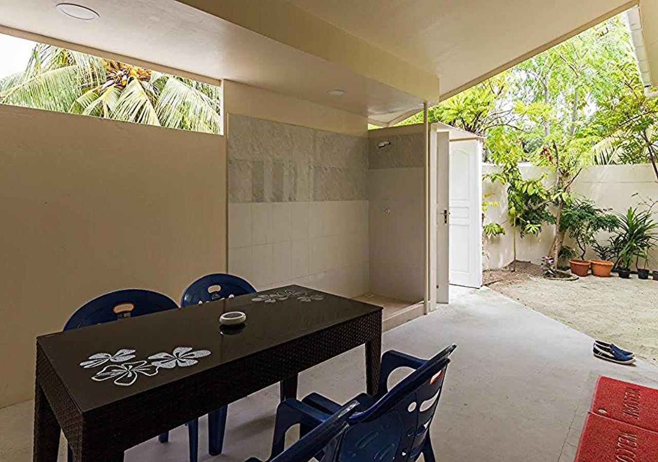 Hotel Surf Trip Maldives Thulusdhoo Esterno foto